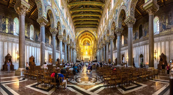 Cathedral of Monreale in Italy — Stock Photo, Image