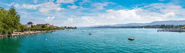 Lac de Zurich bleu — Photo