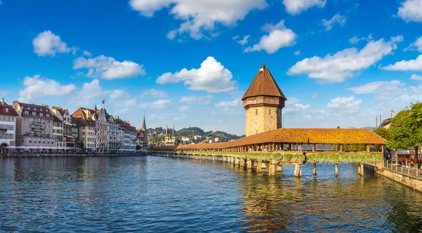 Ünlü Şapel Köprüsü