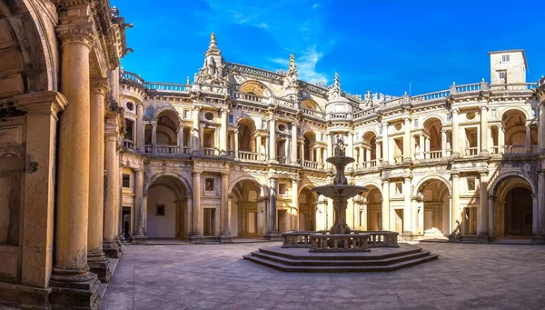 Ortaçağ Templar Kalesi