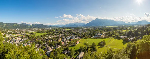 Panoramisch uitzicht op Salzburg — Stockfoto
