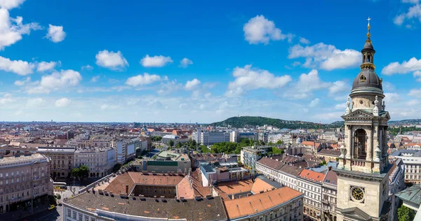 Budapest und st. stephen basilika — Stockfoto