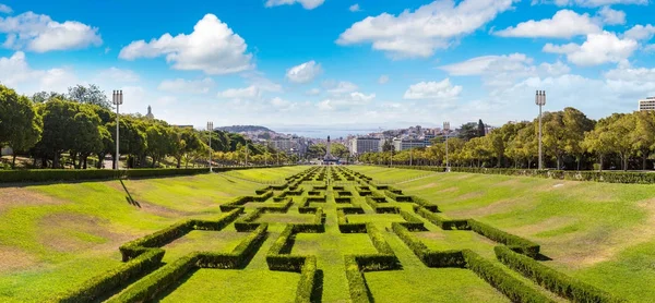 Парк Эдуардо VII в Лиссабоне — стоковое фото