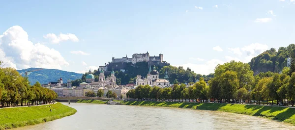 Panoramatický výhled na Salcburk — Stock fotografie