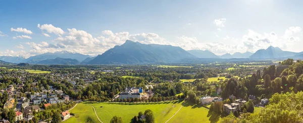 Panoramautsikt över Salzburg — Stockfoto
