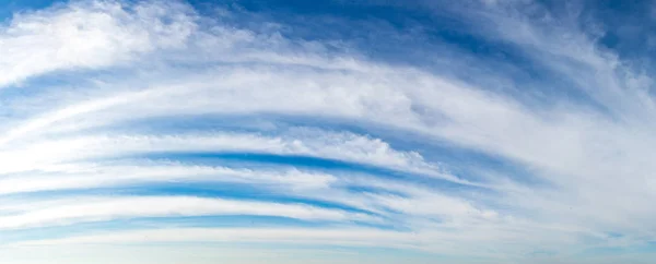 Blue sky and white clouds — Stock Photo, Image