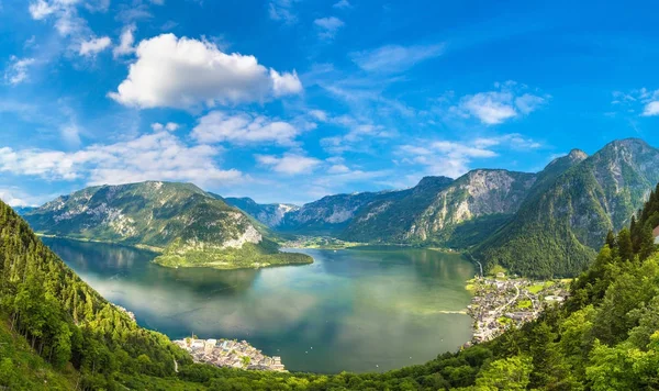 Hallstatt pueblo de montaña — Foto de Stock