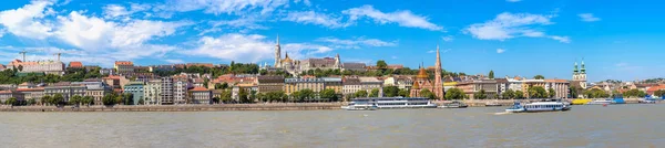 Budapest med elven Donau – stockfoto