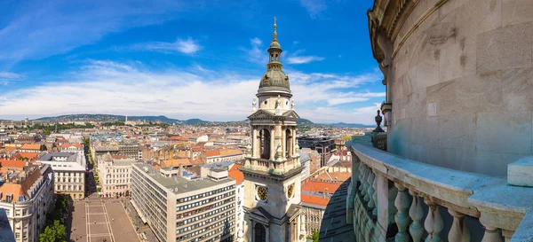 Budapest and St. Stephen Basilica — Stock Photo, Image