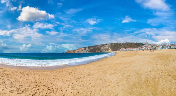 Côte nazie et plage de sable — Photo