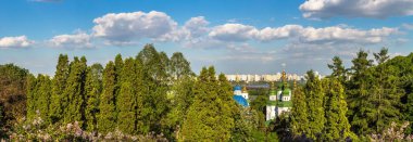 Kiev ve Vydubychi Manastırı