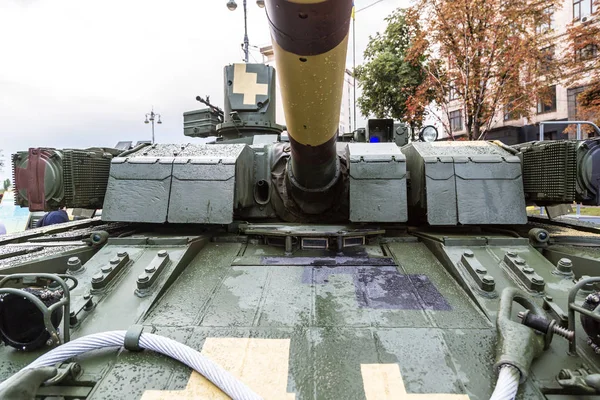 Strijd tank in Kiev — Stockfoto