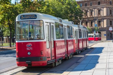 Viyana'da elektrikli tramvay