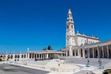 Kutsal Fatima Catholic dinî yapılar