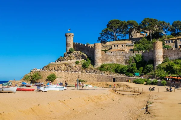 Strand bei tossa de mar und Festung — Stockfoto