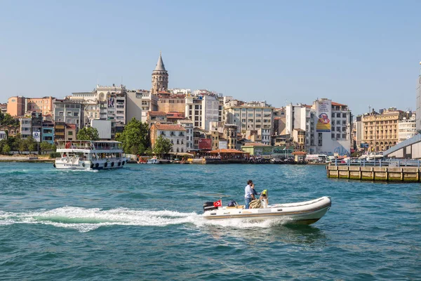 İstanbul 'daki Galata Kulesi