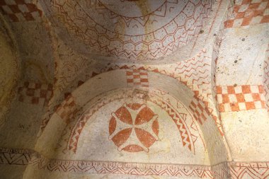 Göreme kilisede mağara