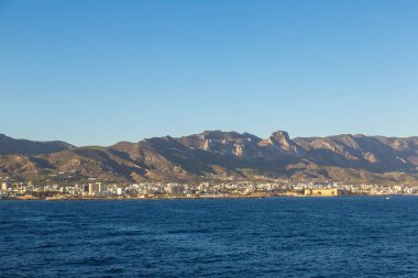 Kuzey Kıbrıs'ta Girne Panoraması