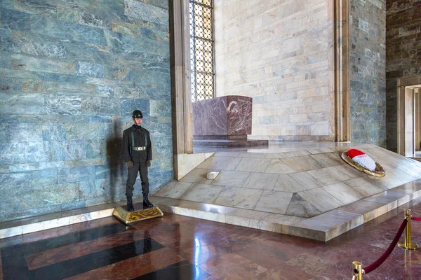 De guard in Anitkabir in Ankara — Stockfoto