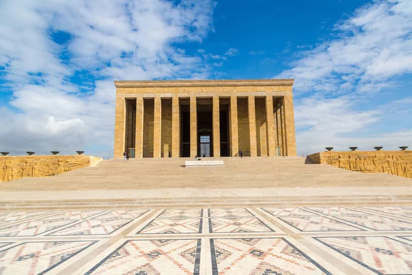 Anitkabir, мавзолей Ататюрка в Анкарі — стокове фото