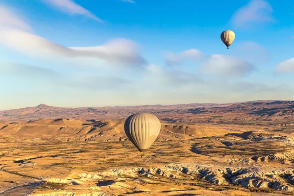 Vuelo en globo en Capadocia — Foto de Stock