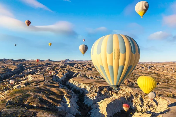 Vuelo en globo en Capadocia — Foto de Stock