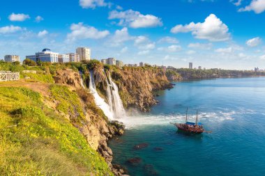 Antalya'da Düden şelale