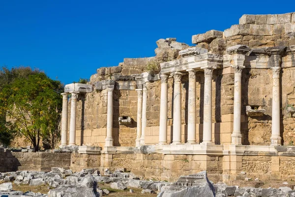 Rovine della città antica in tacchino — Foto Stock