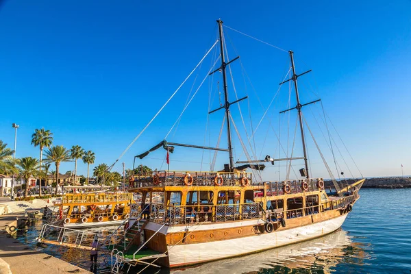 Centro turístico mediterráneo en Side, Turquía — Foto de Stock