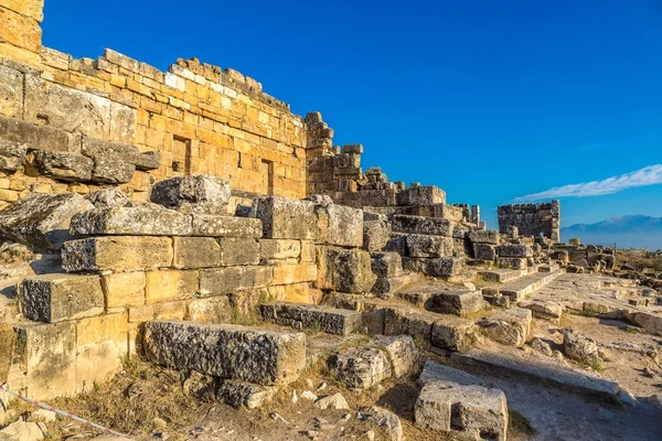 Cidade antiga Hierápolis, na Turquia — Fotografia de Stock