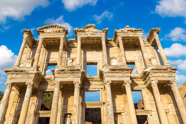 Biblioteca Celsius en Efeso, Turquía — Foto de Stock