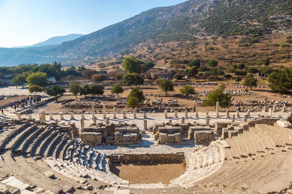 Efes, Türkiye'de küçük tiyatro — Stok fotoğraf