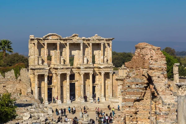 Библиотека Цельсия в Эфесе, Турция — стоковое фото