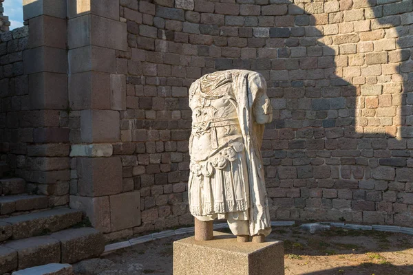 Pergamon, Türkiye'de başsız heykeli — Stok fotoğraf