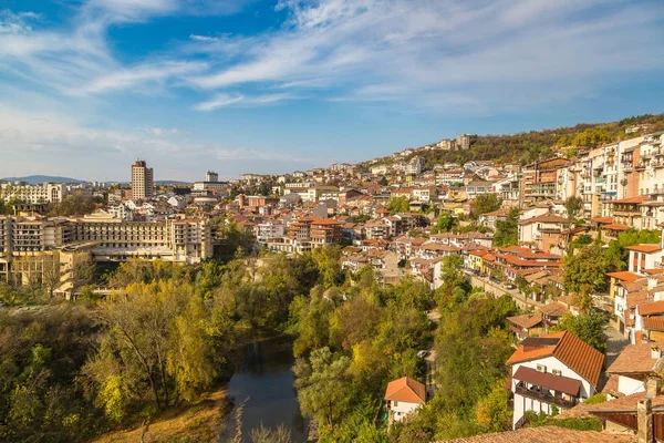 Veliko Tarnovo ville en Bulgarie — Photo