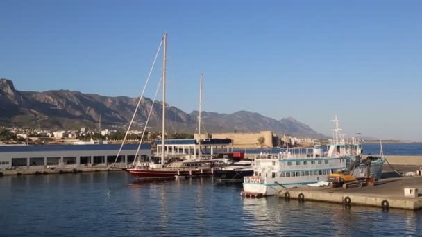 Haven in Kyrenia, Noord-Cyprus — Stockvideo