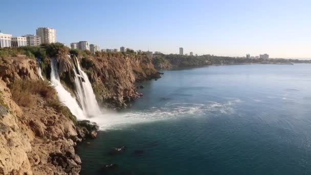 Duden-fossen i Antalya, Tyrkia – stockvideo