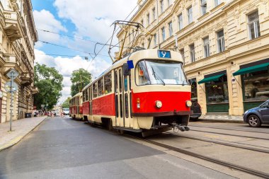 Prag kırmızı tramvay detay