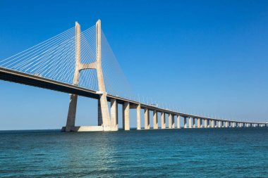 Lizbon 'daki Vasco da Gama Köprüsü