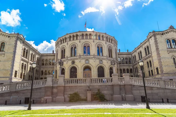 Norwegian Parliament in Oslo — Stock Photo, Image