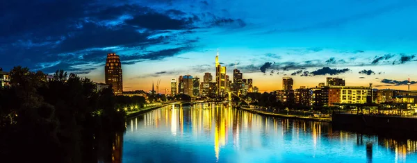 Frankfurt am Main during sunset — Stock Photo, Image