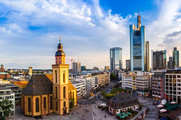 Financial district in Frankfurt — Stock Photo, Image