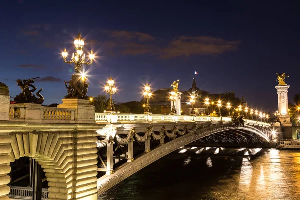 Brug van Alexandre III in Parijs — Stockfoto