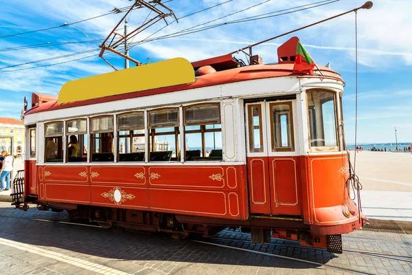 Rocznika Tramwajowego Lizbonie Letnie Dni — Zdjęcie stockowe