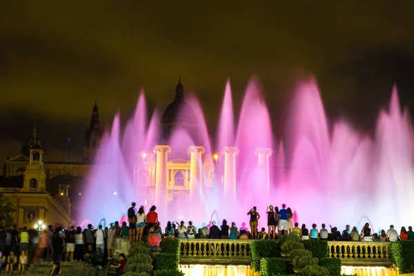 Barcelona 'da Sihirli Çeşme ışığı gösterisi — Stok fotoğraf