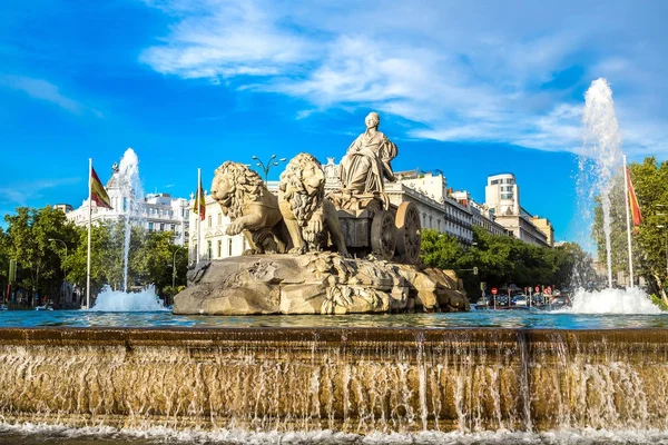 Cibeles fonte em madrid — Fotografia de Stock