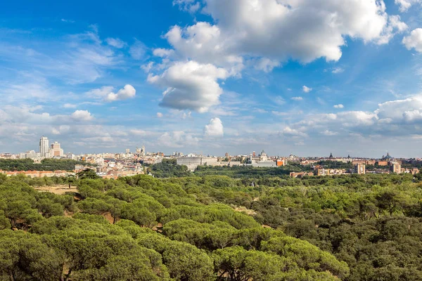 Skyline view of Madrid, Spain — Stock Photo, Image