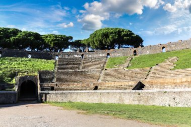 Pompeii şehri 79bc içinde Vezüv Yanardağı ve patlama tarafından yok.