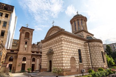 Curtea Veche bir yaz günü en eski kilisede Bükreş, Romanya