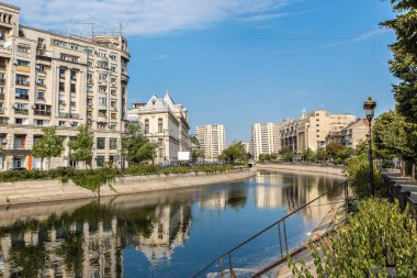 Bükreş 'teki Dambovita Nehri